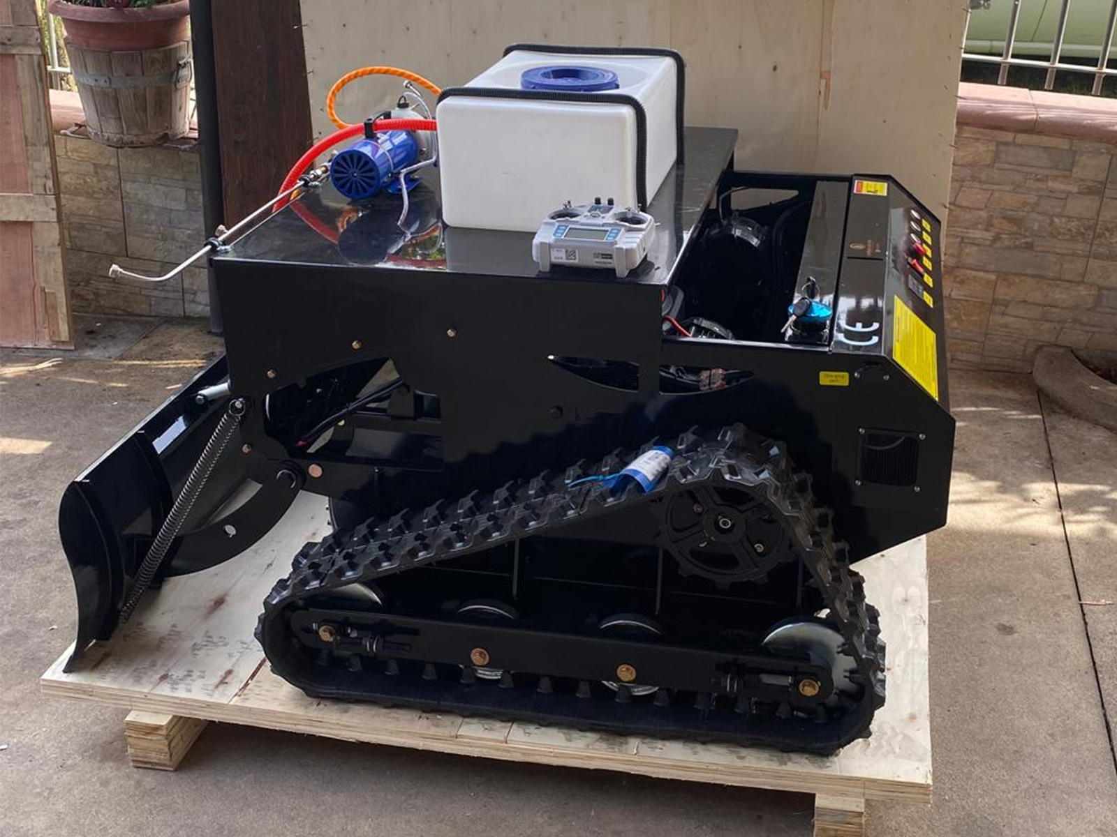 German customers who have received customized lawn mowers